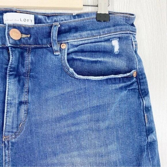 Loft | High Waist Straight Crop Jeans Size 31 / 12 - Picture 3 of 10